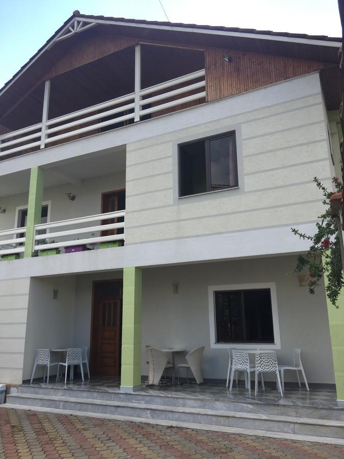 Hostel Grande House ติรานา ภายนอก รูปภาพ